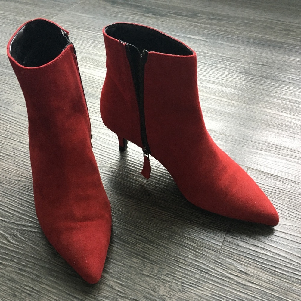 5th Avenue Genuine Leather Bootie
